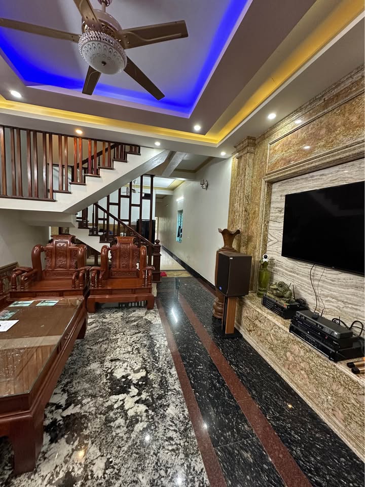 Nhà 3 tầng đẹp tại Xuân Mai, Chương Mỹ - Diện tích 125m², giá thương lượng!