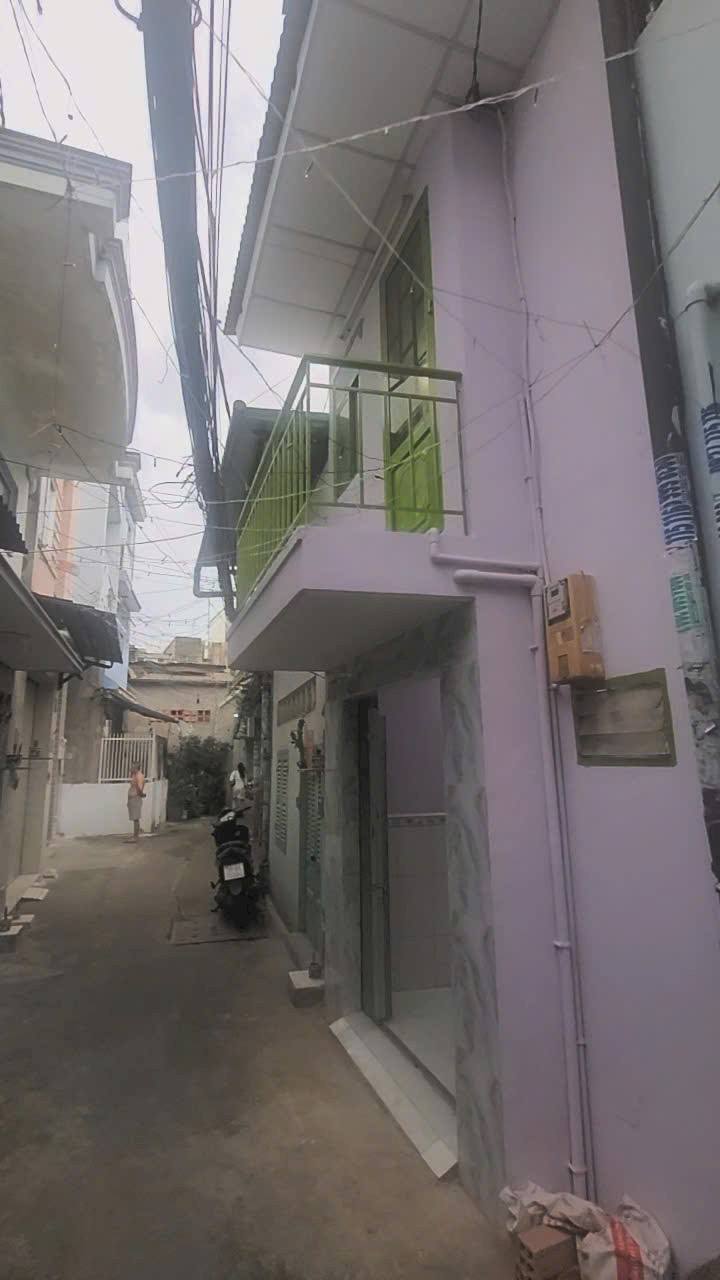 Nhà bán quận 6 trên đường Bình Tiên 9m² giá 1.25 tỷ - Sổ hồng chính chủ!