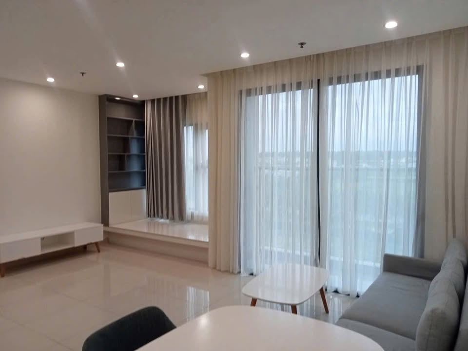 Căn hộ Vinhomes Grand Park Thủ Đức 2PN giá 9 triệu - View cây xanh thoáng mát!