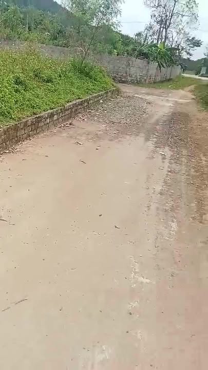 Đất Nghi Văn 140m² giá 4xx triệu - Đường thông 3 mặt tiền