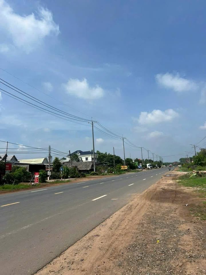 Đất nền Quốc lộ 14 Chơn Thành 600m² giá 2 tỷ - Cơ hội đầu tư tuyệt vời!
