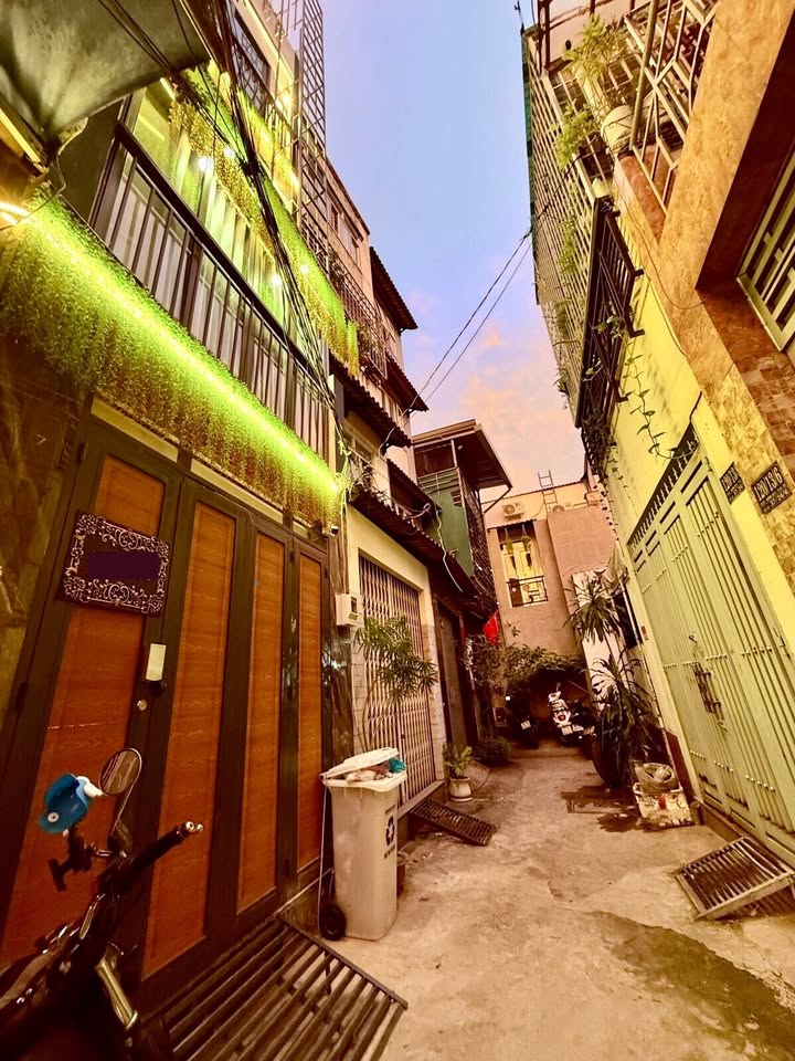 Căn hộ dịch vụ cao cấp 170m² tại Gò Vấp giá 6.95 tỷ - Dòng tiền 360 triệu/năm!