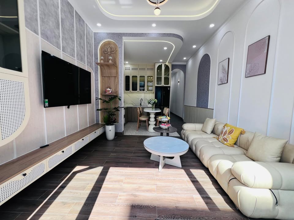 Nhà trệt tại Hẻm 153 Phan Chu Trinh, 79.8m² giá 3.75 tỷ - Nội thất đầy đủ, sẵn sàng vào ở!