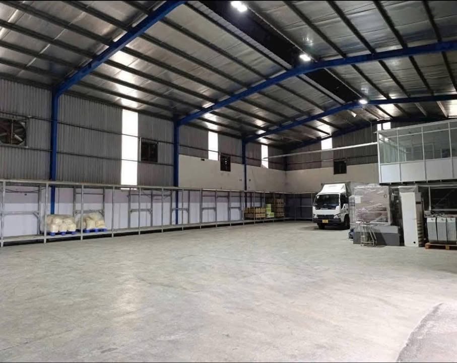 Kho 850m² đường Vĩnh Lộc, quận Bình Tân - Giá chỉ 75 tỷ, sẵn sàng hoạt động!