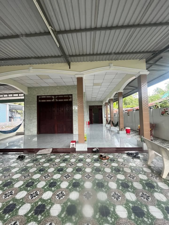 Nhà cấp 4 mặt tiền đường nhựa 5m tại Thạnh Nhựt - Gò Công Tây 419.4m² giá 1.8 tỷ - Kinh doanh thuận lợi!