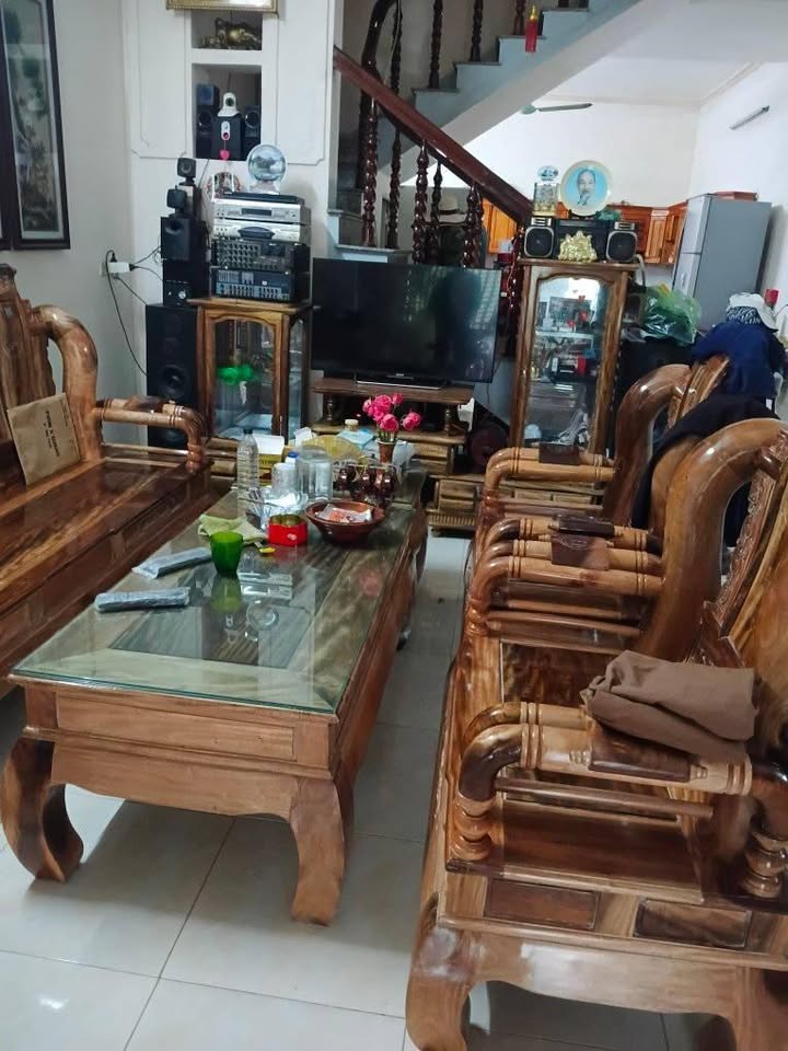 Nhà 3 tầng Phường Phan Đình Phùng Thái Nguyên 90m² giá 4 tỷ - Chính chủ bán gấp!