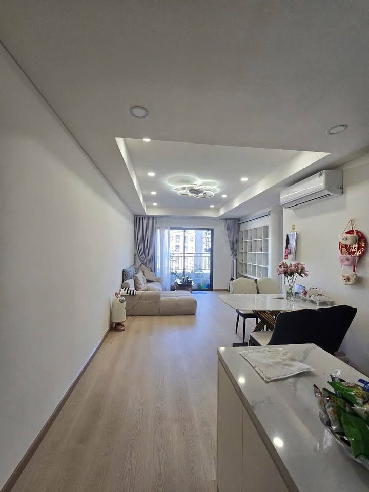 Căn hộ 3PN The Dragon Castle Bãi Cháy 84m² giá 2.9 tỷ - Sổ đỏ lâu dài, nội thất cao cấp!