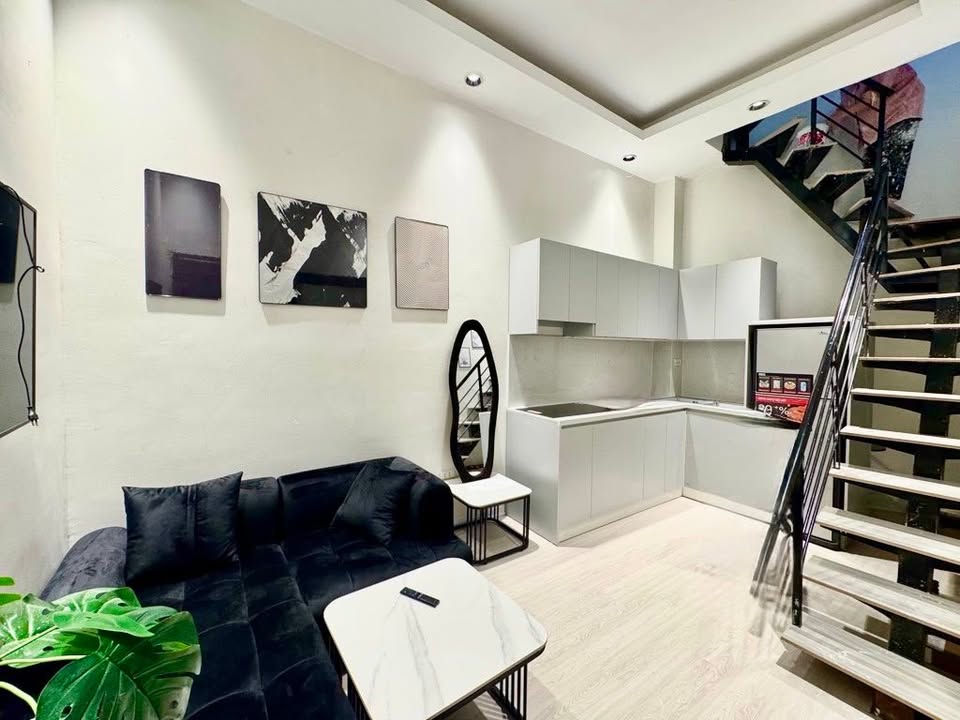 Nhà phố Đống Đa 23m² giá 4 tỷ - Đầy đủ nội thất, sẵn sàng vào ở!