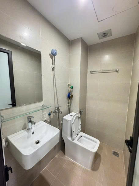 Cho thuê phòng studio Ngõ 102 Láng Hạ, Đống Đa - Giá chỉ 5 triệu/tháng!