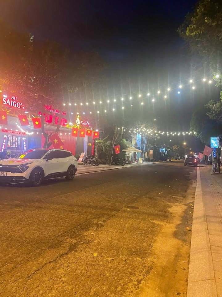 Đất nền mặt đường Phan Chu Trinh, Kon Tum 240m² - Vị trí đắc địa kinh doanh