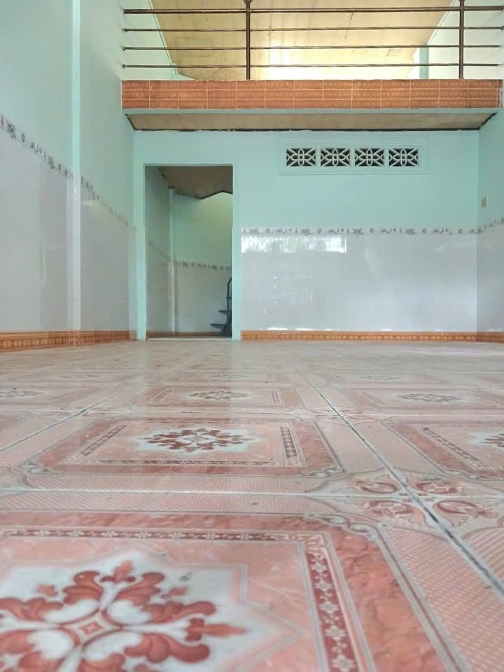 Cho thuê mặt tiền đường Lê Hồng Phong, Dĩ An 100m² - Kinh doanh thuận lợi!