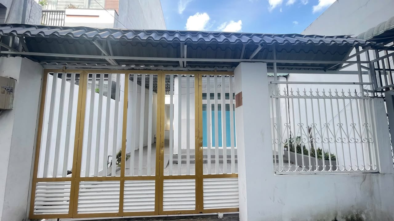 Nhà cấp 4 Thủ Đức 114m² giá 5 tỷ - Ô tô vào tận nhà, sân vườn thoáng mát!