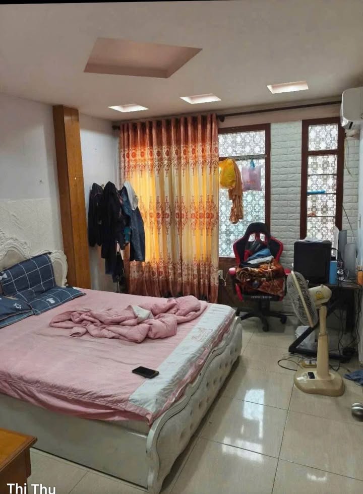 Nhà 3,5 tầng đường Trần Nguyên Hãn, Ngô Quyền, Hải Phòng 40m² giá 2.55 tỷ - Chính chủ cần bán gấp!