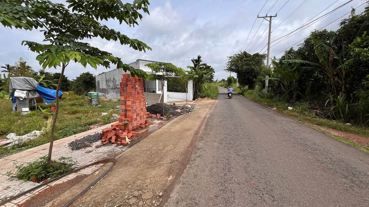 Đất nền Bàu Hàm Đồng Nai 175m² giá 599 triệu - Sổ đỏ chính chủ, vị trí đẹp!