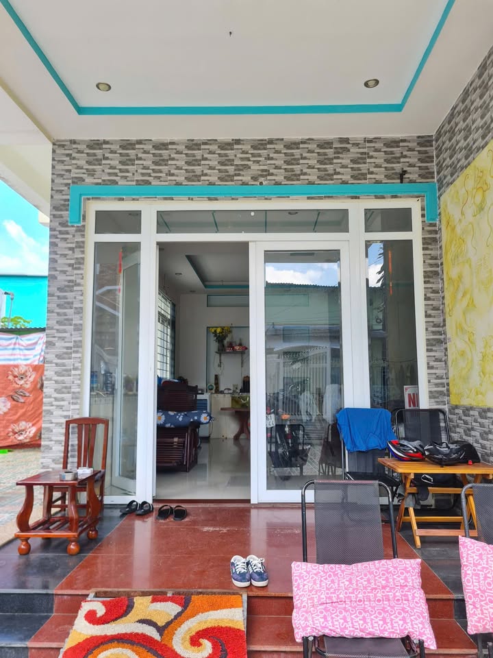 Nhà hẻm Nguyễn Bỉnh Khiêm Rạch Giá 153m² giá 1.9 tỷ - Khu vực trung tâm đầy đủ tiện ích!