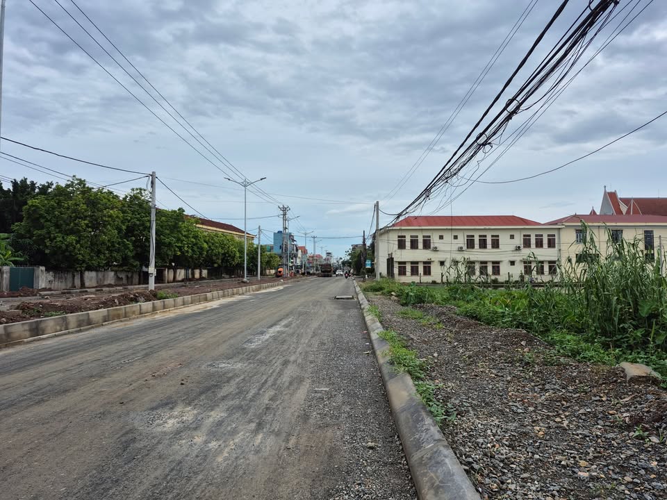 Nhà phố Phát Diệm Kim Sơn 100m² giá thỏa thuận - Gần trường học tiện lợi!