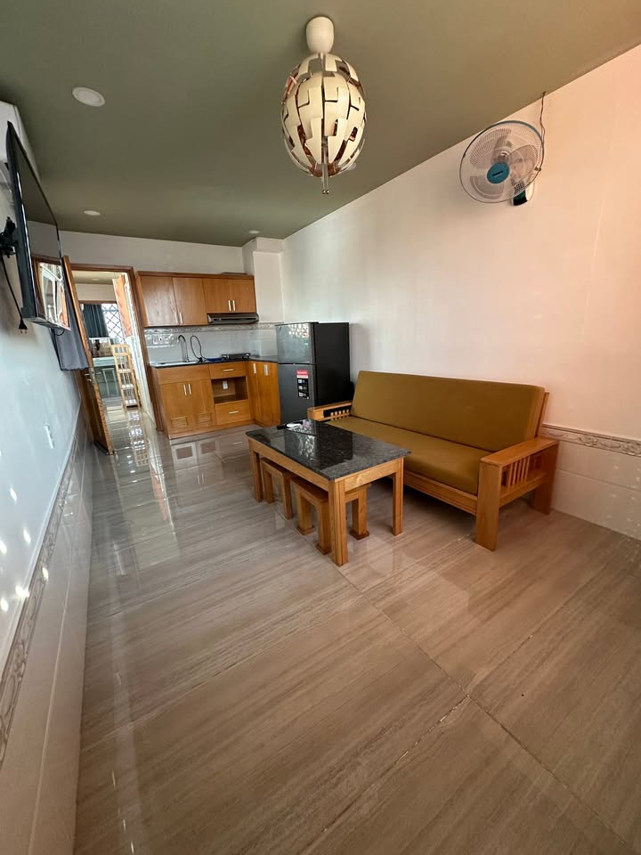 Căn hộ cho thuê đường Bến Vân Đồn quận 4, 40m² giá 8 triệu - Sẵn sàng vào ở ngay!