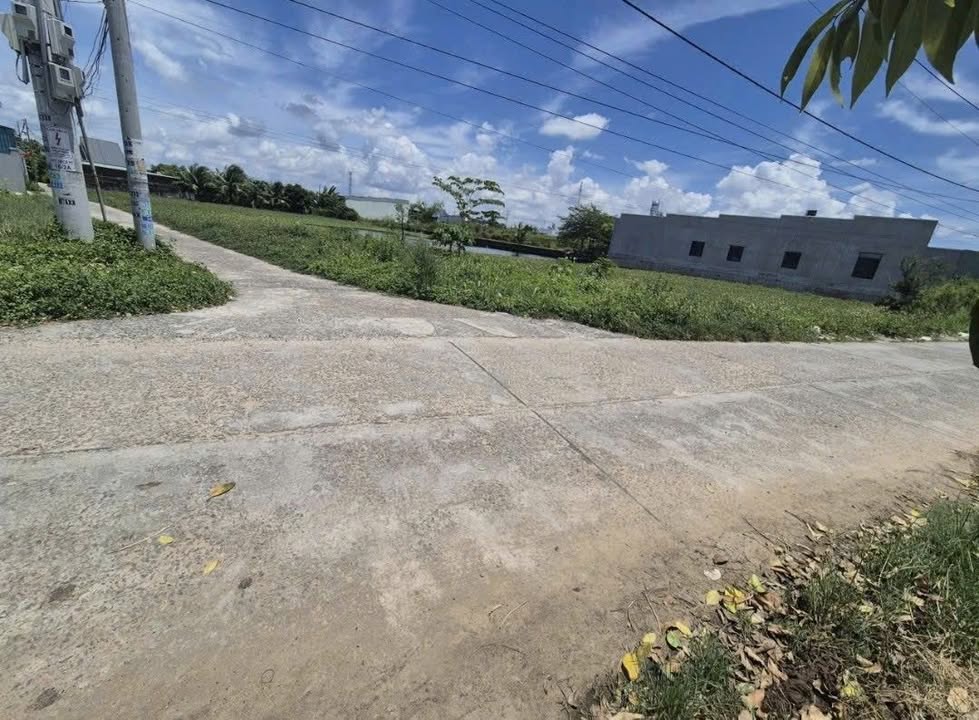 Bán FrontHouse mặt tiền đường Ngô Đức Tốn, quận 1, TP. Hồ Chí Minh - Giá chỉ 1,55 tỷ!