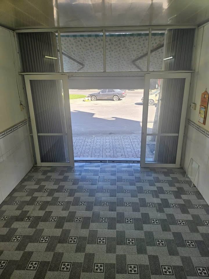 Nhà mặt tiền Phước Long Nha Trang 29m² giá 4.1 tỷ - Kinh doanh sầm uất!