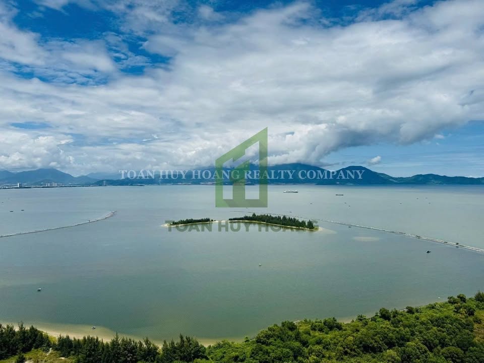 Căn hộ Blooming Tower Đà Nẵng 135m² giá 22 triệu - Full nội thất, sẵn sàng vào ở!