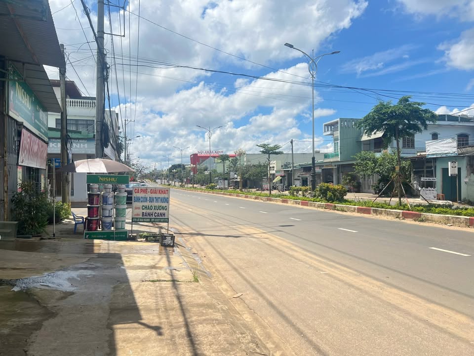 Nhà mặt tiền đường Lê Đại Hành, Pleiku 136m² giá 3.5 triệu - Kinh doanh thuận lợi!