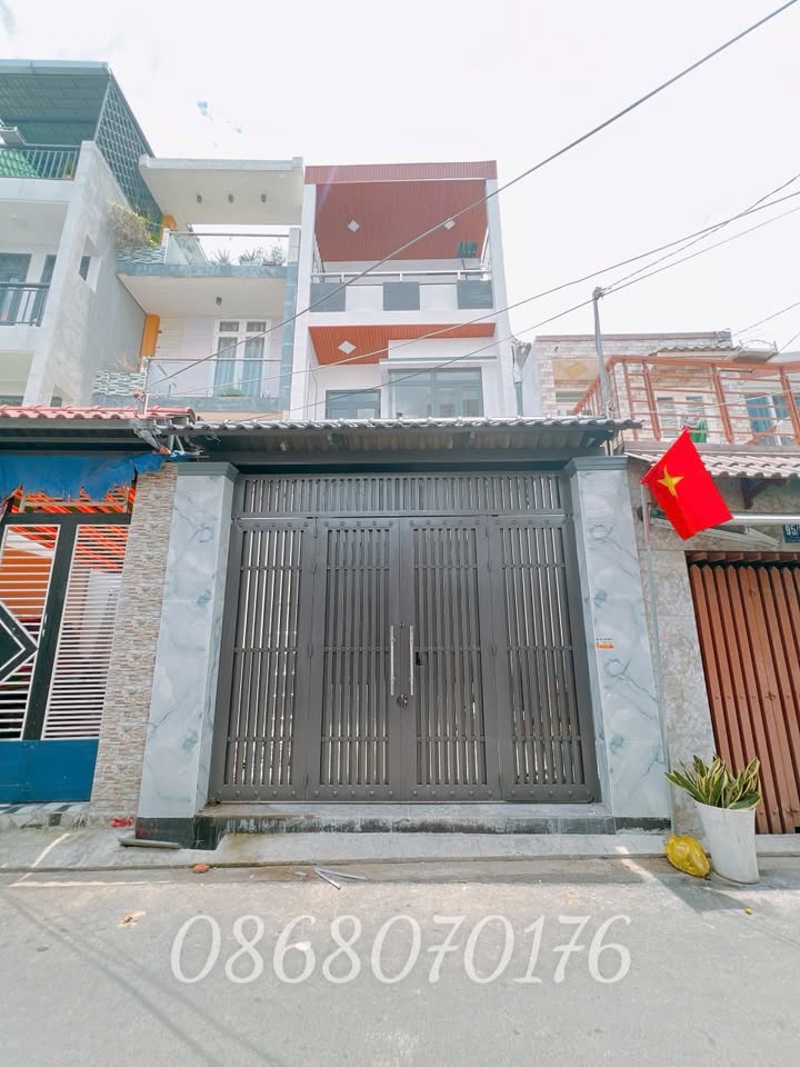 Nhà phố Lê Văn Lương 71m² giá 10.8 tỷ - Ô tô ngủ trong nhà, hẻm thông kinh doanh!
