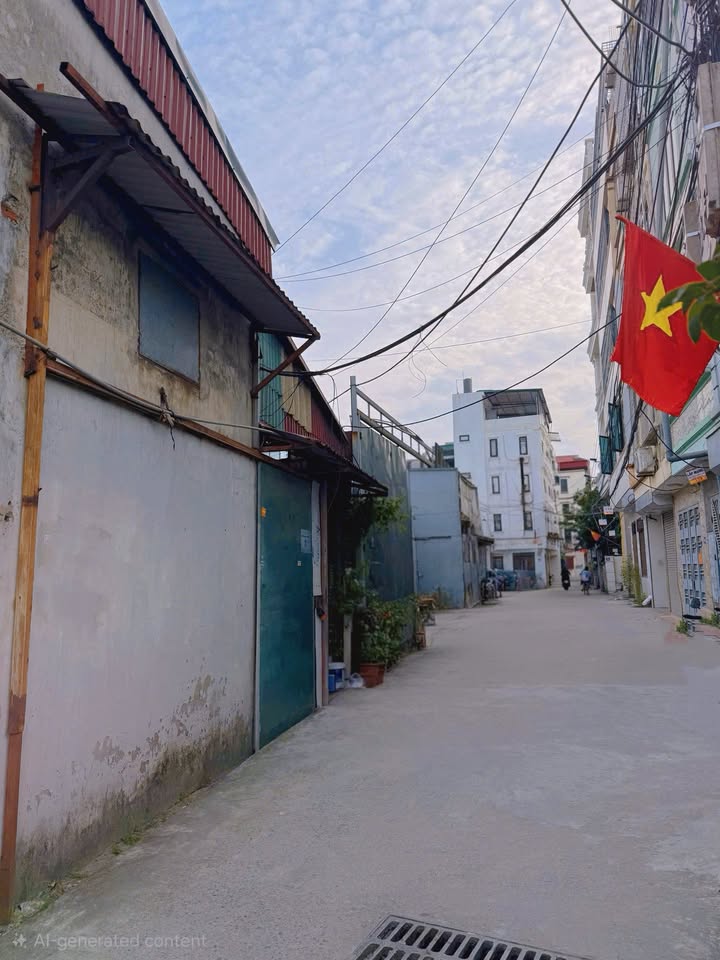 Bán đất ngõ 200 Vĩnh Hưng 41.5m² - Giấy tờ pháp lý rõ ràng, thu nhập ổn định!