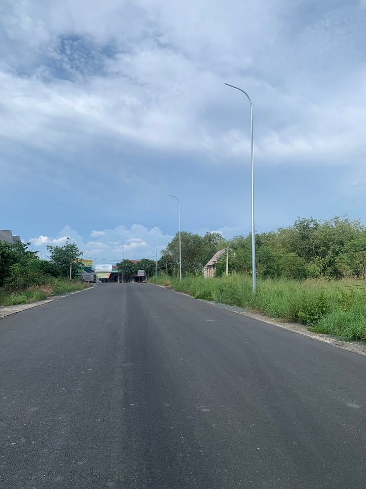 Lô đất đẹp Minh Hưng, Chơn Thành 210m² giá 900 triệu - Đầu tư sinh lời ngay!