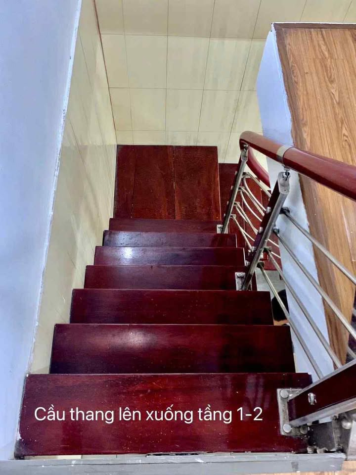 Nhà cho thuê Ngõ 76 Linh Quang, Đống Đa 25m² - Phù hợp kinh doanh nhỏ!