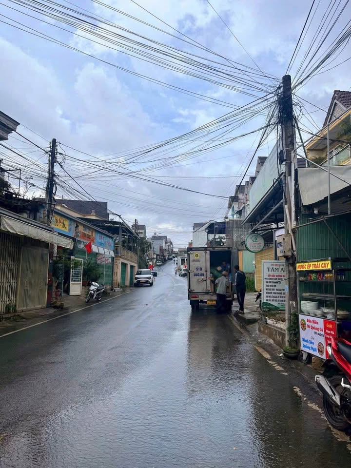 Nhà mặt tiền kinh doanh đường Ngô Quyền Đà Lạt 75m² giá 10.8 tỷ - Đầu tư sinh lời ngay!