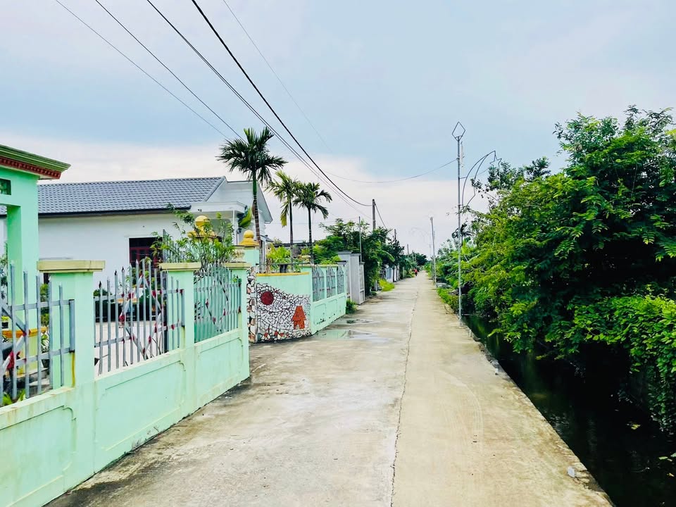 Đất nền Kim Trung, Kim Sơn 200m² giá 400 triệu - Mặt tiền đường lớn thông thoáng!