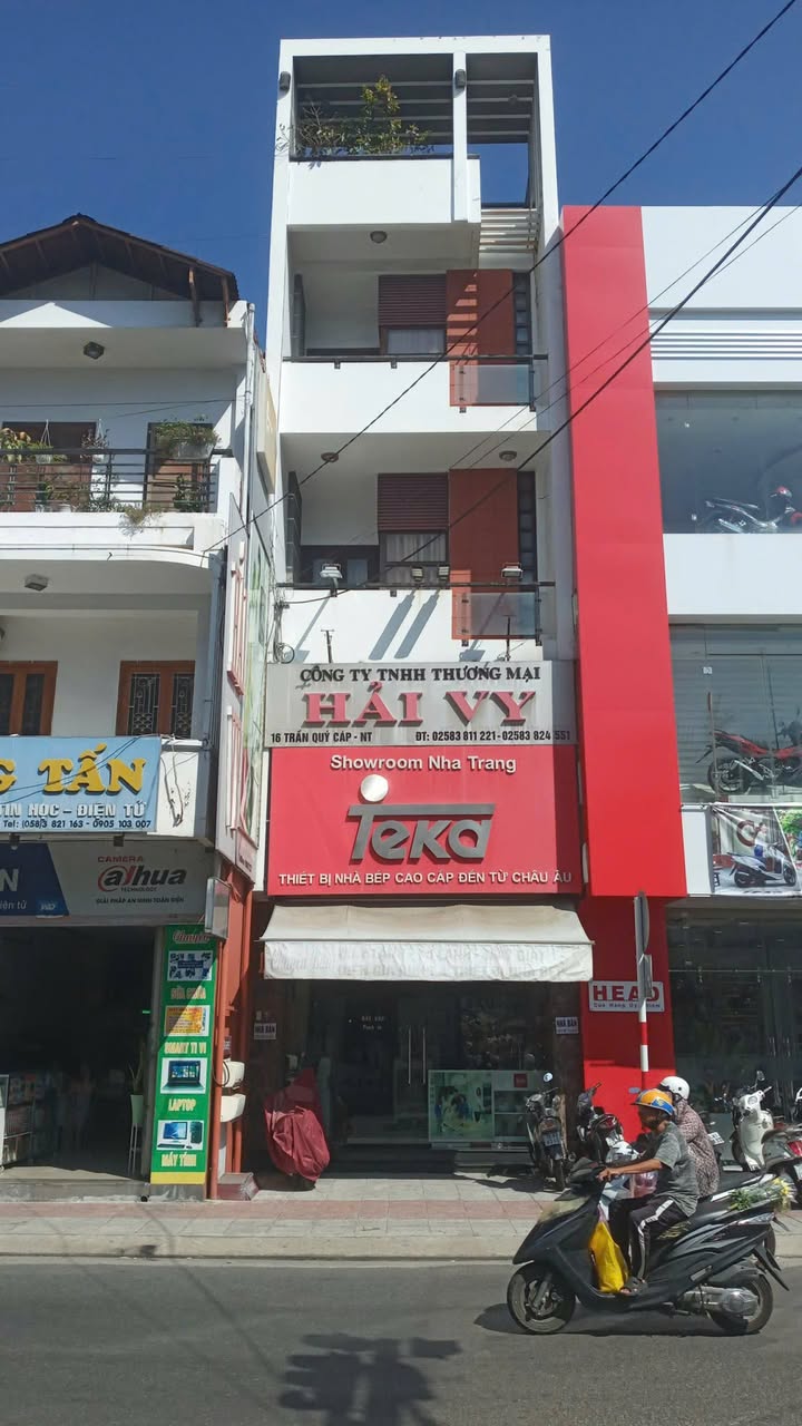 Nhà mặt tiền Trần Quý Cáp, Nha Trang 100m² giá 17 tỷ - Kinh doanh siêu đẹp!