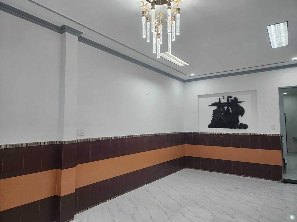 Nhà Sơn Trà Đà Nẵng 72m² giá 6.95 tỷ - Thiết kế 3 tầng hiện đại!