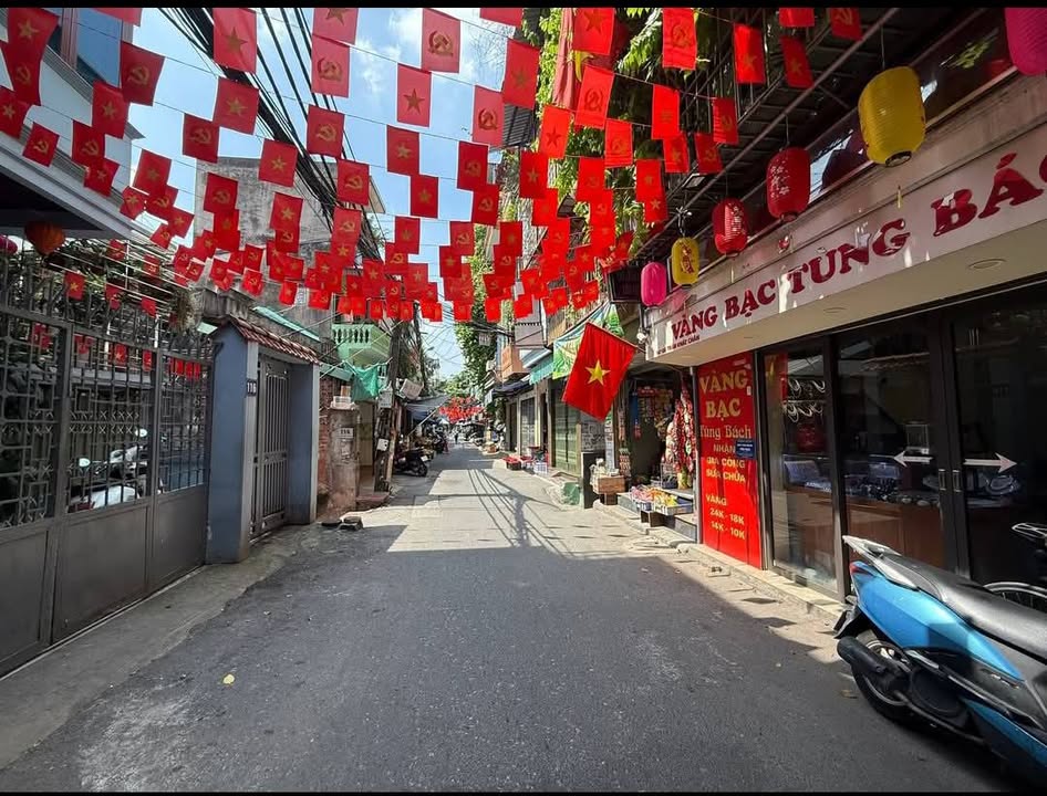 Nhà phố Trần Khát Chân 77m² giá 10.6 tỷ - Cơ hội đầu tư tuyệt vời!