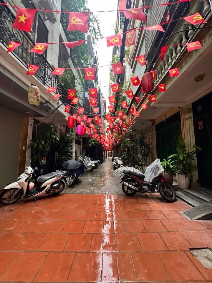 Nhà đẹp Ngô Tất Tố, Đống Đa 44m² giá 17 tỷ - Lô góc siêu đẹp gần Văn Miếu!