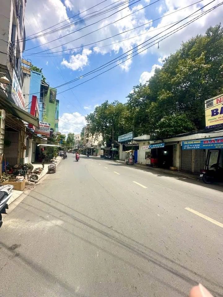 Nhà mặt tiền 5 tầng Lý Thường Kiệt 79m² giá 20 tỷ - Kinh doanh sầm uất ngay ngã tư Bảy Hiền!