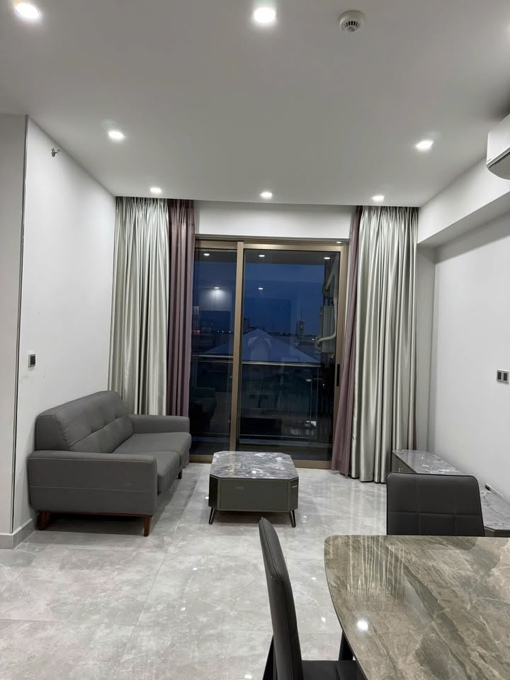 Căn hộ M8 Midtown Phú Mỹ Hưng 80m² giá 36 triệu - Full nội thất, view thoáng
