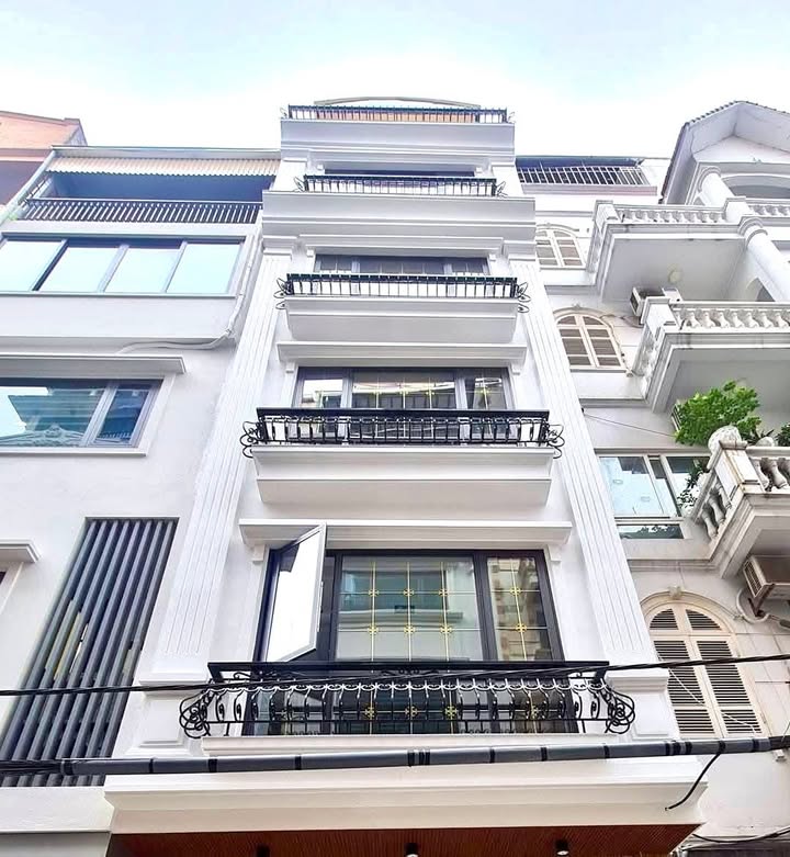 Nhà 7 tầng mặt phố Trích Sài 48m² giá thỏa thuận - Thiết kế hiện đại sang trọng!