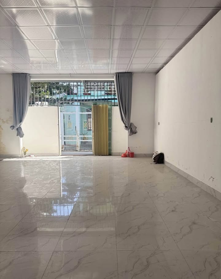 Nhà cấp 4 Trần Cao Vân 77m² giá 4.2 tỷ - Kiệt rộng, an ninh tốt!