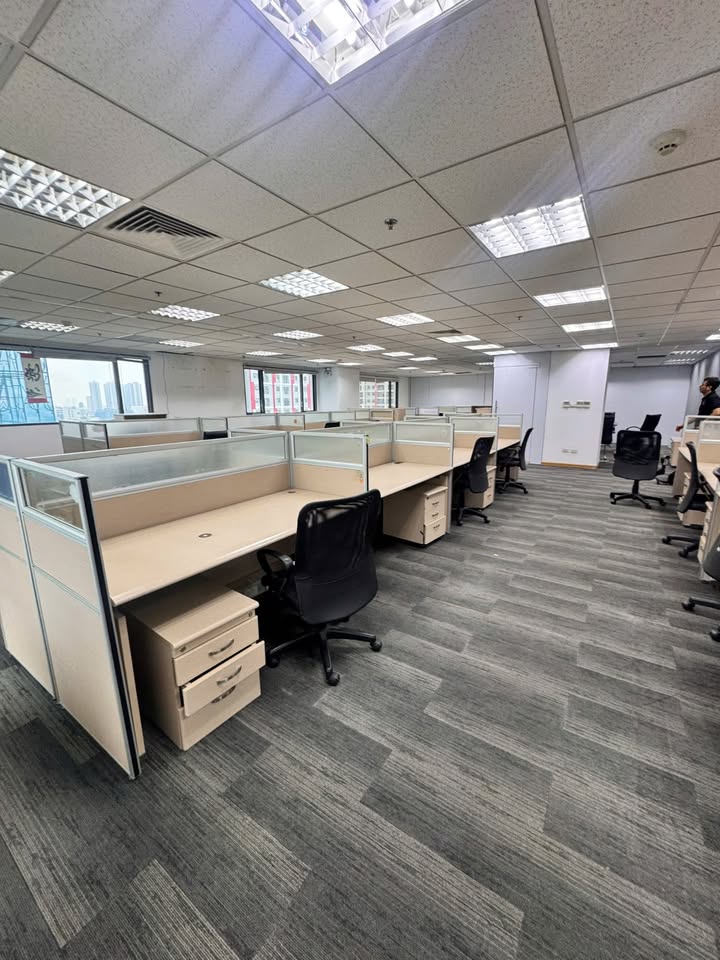 Cho thuê văn phòng hạng B tại Duy Tân, Cầu Giấy - Diện tích linh hoạt từ 100m² chỉ 14 triệu đồng!