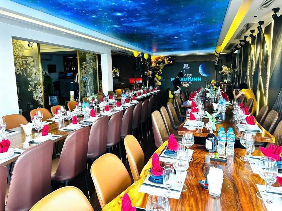 Nhà mặt phố Trần Thái Tông 100m² giá 100 triệu - Kinh doanh mọi mô hình