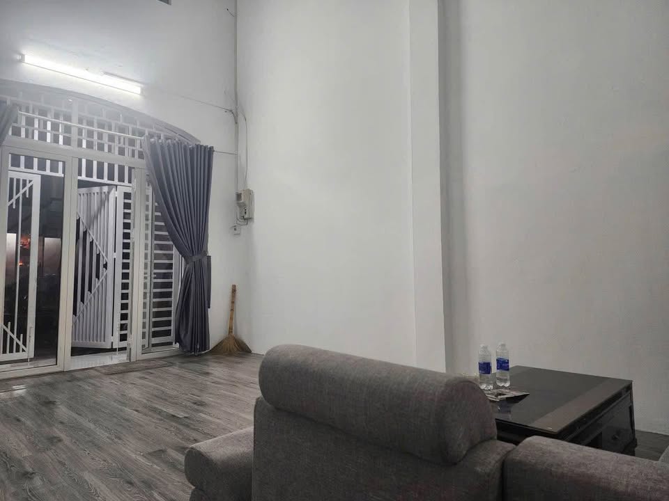 Nhà mê lửng Đúc Nại Hiên Đông, Sơn Trà 72m² giá 6 tỷ - Thiết kế hiện đại, đầy đủ tiện nghi!