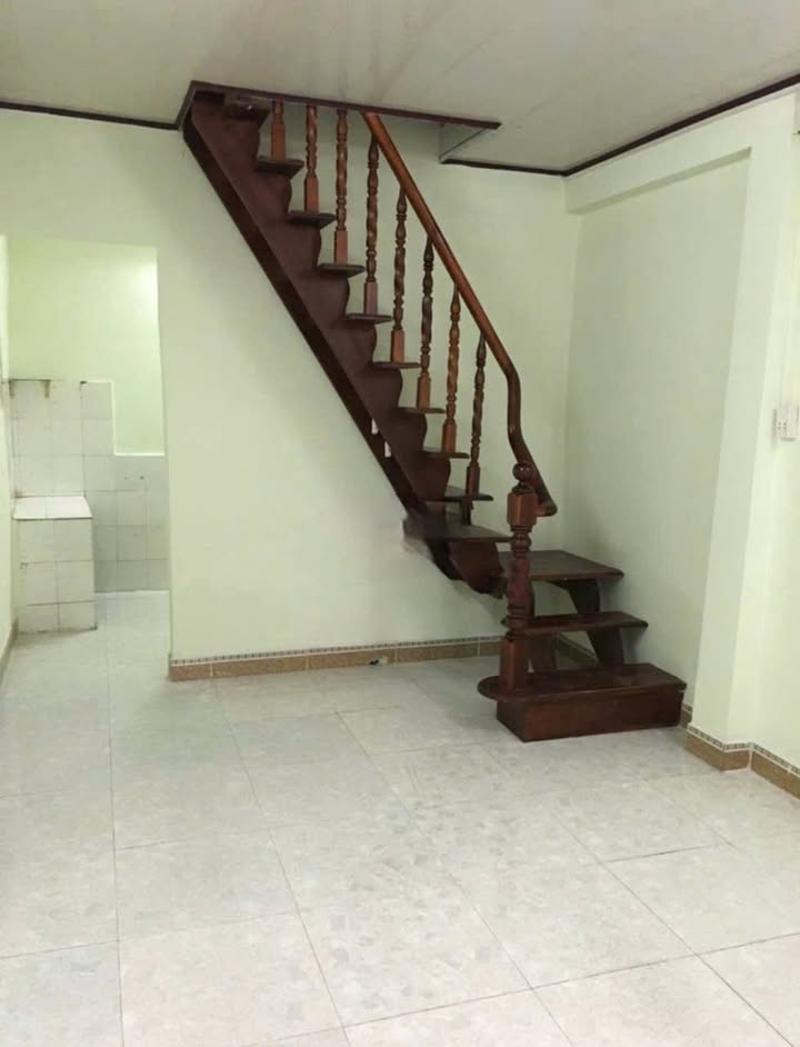 Nhà cho thuê nguyên căn tại Phú Nhuận 25m² giá 7 triệu - Hẻm xe ba gác thuận tiện!