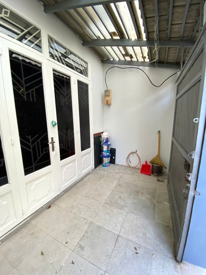Nhà nguyên căn cho thuê tại Phạm Văn Hai, Tân Bình 40m² - Hẻm ô tô thông thoáng!