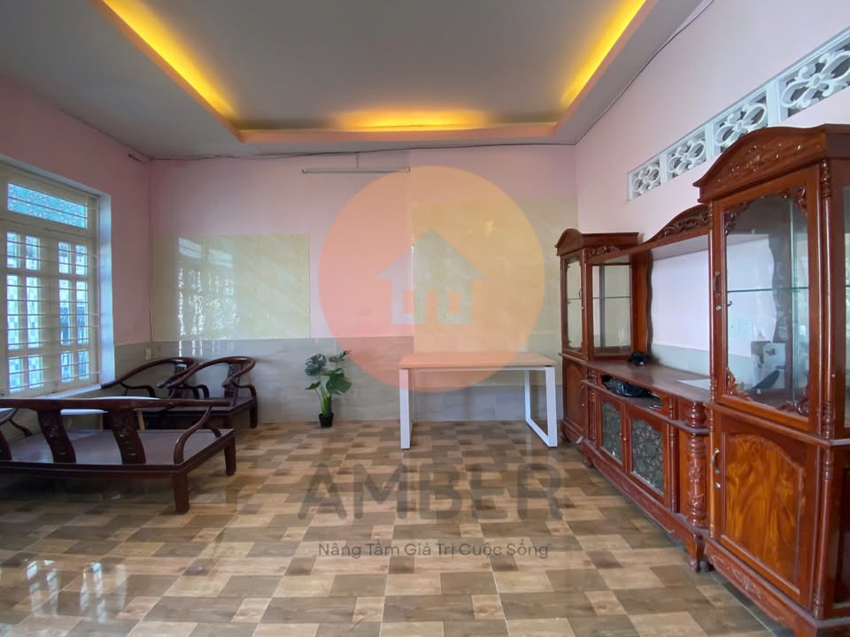 Cho thuê nhà hẻm ô tô 140m² tại Hiệp Bình Phước - Giá 9 triệu, sân rộng đậu ô tô