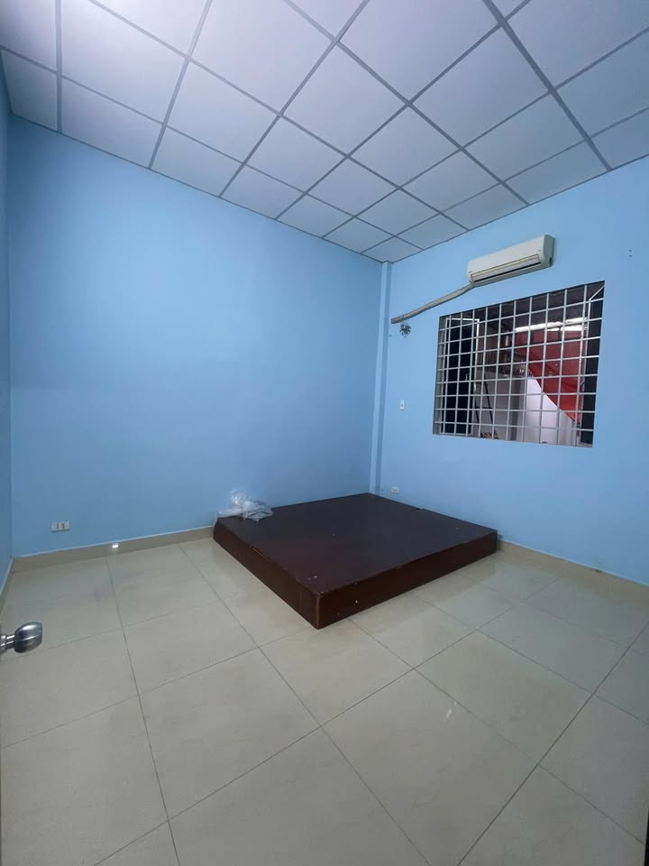 Nhà vườn cho thuê tại Tân Hiệp, Hóc Môn 20m² - Nhà mới sửa đẹp, giá chỉ 6.5 triệu!