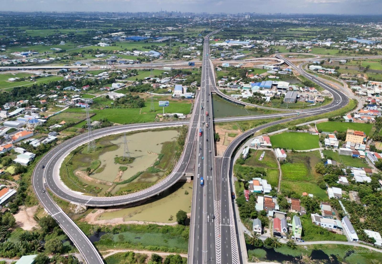 Nhà phố mặt tiền Hoàng Phan Thái 85m² giá 5.6 tỷ - Sống đẳng cấp tại The Larita!