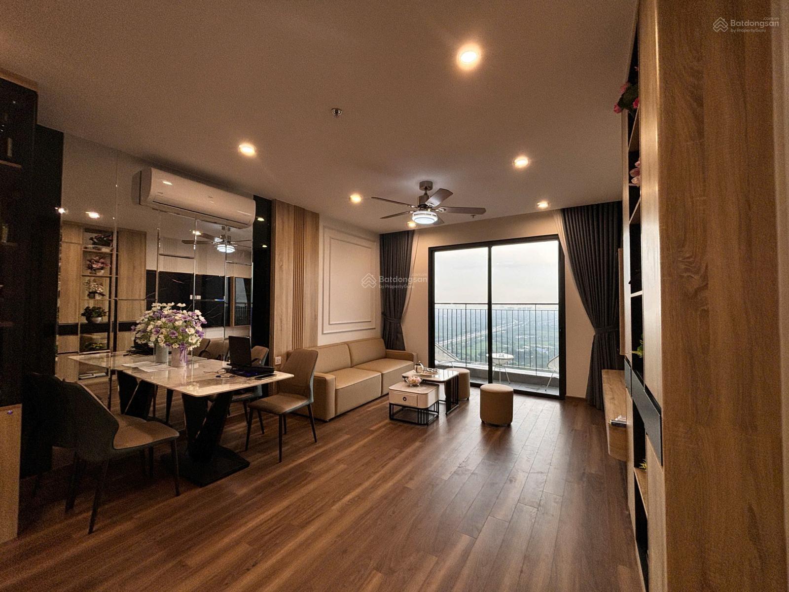 Căn hộ 2PN 2WC Central Metropolitan 73.4m² giá 4.84 tỷ - Bán gấp, full nội thất!