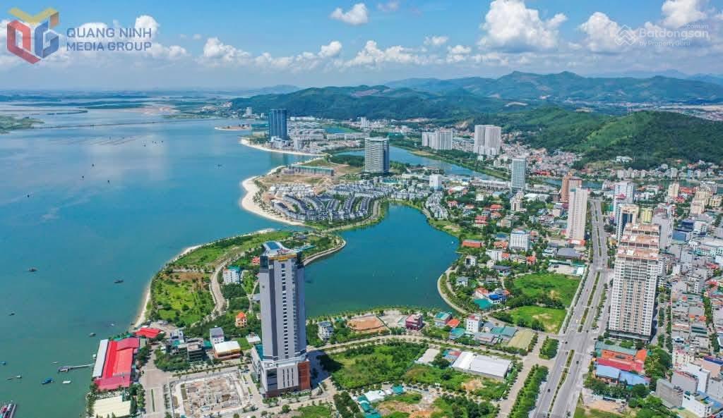 Đất biệt thự trung tâm Bãi Cháy Hạ Long 355m² - Tầm nhìn biển tuyệt đẹp!