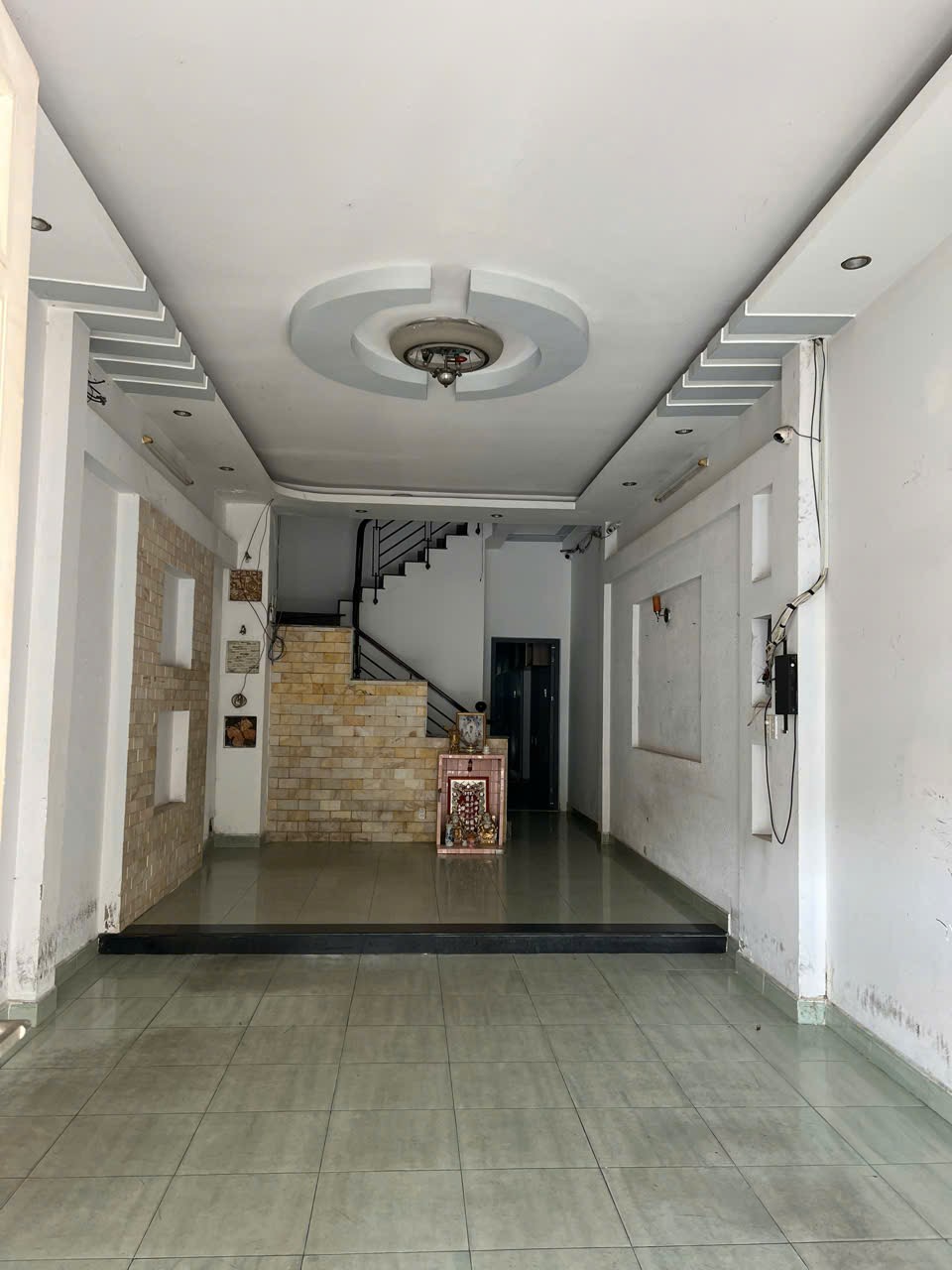 Bán nhà mặt tiền đường An Dương Vương, quận 6, diện tích 80m², giá 11.5 tỷ - Nhà còn mới, tiện ích đầy đủ!